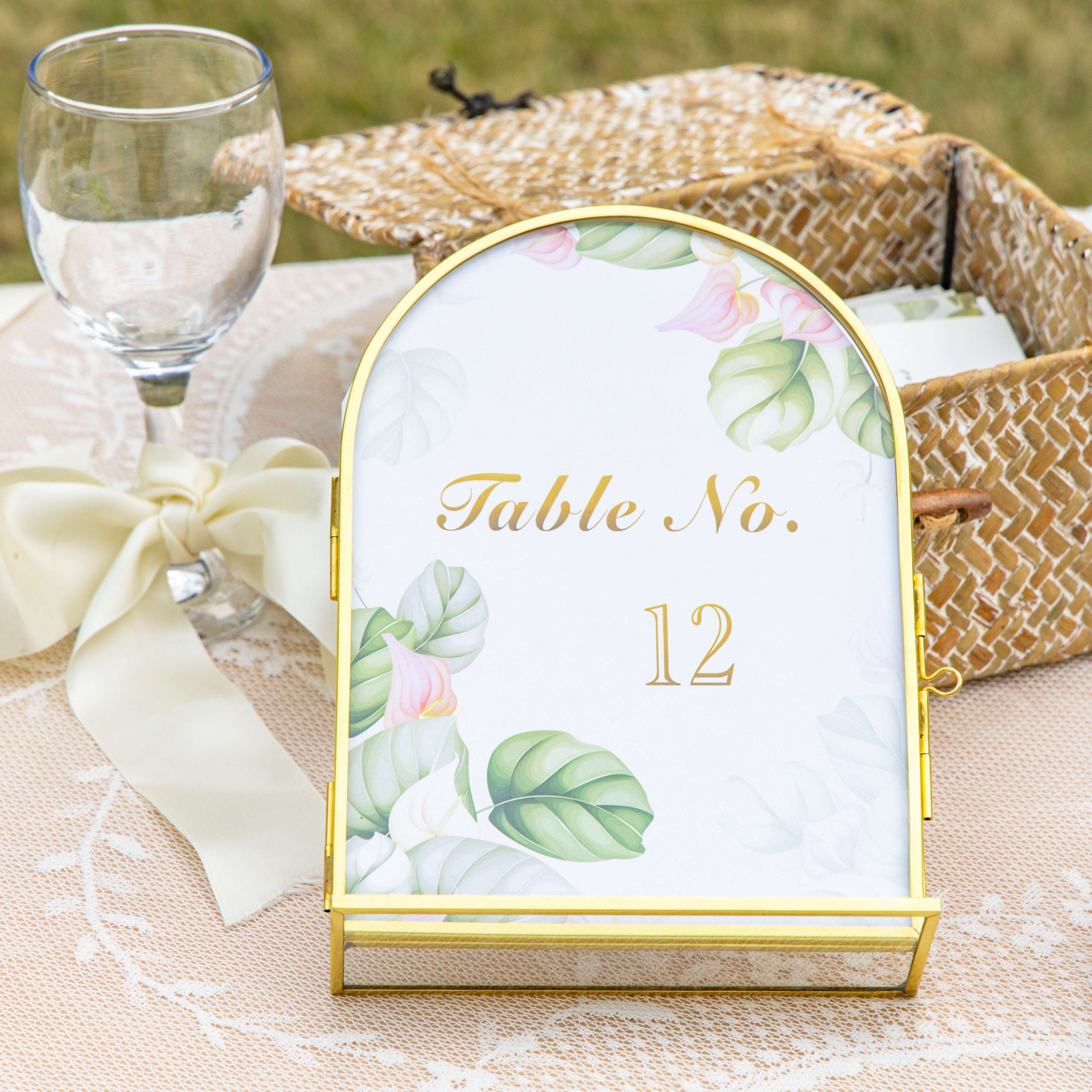5x7'' Arched Brass and Double Glass Frame,  for Pressed Flowers, Table Number Holder - NCYPgarden