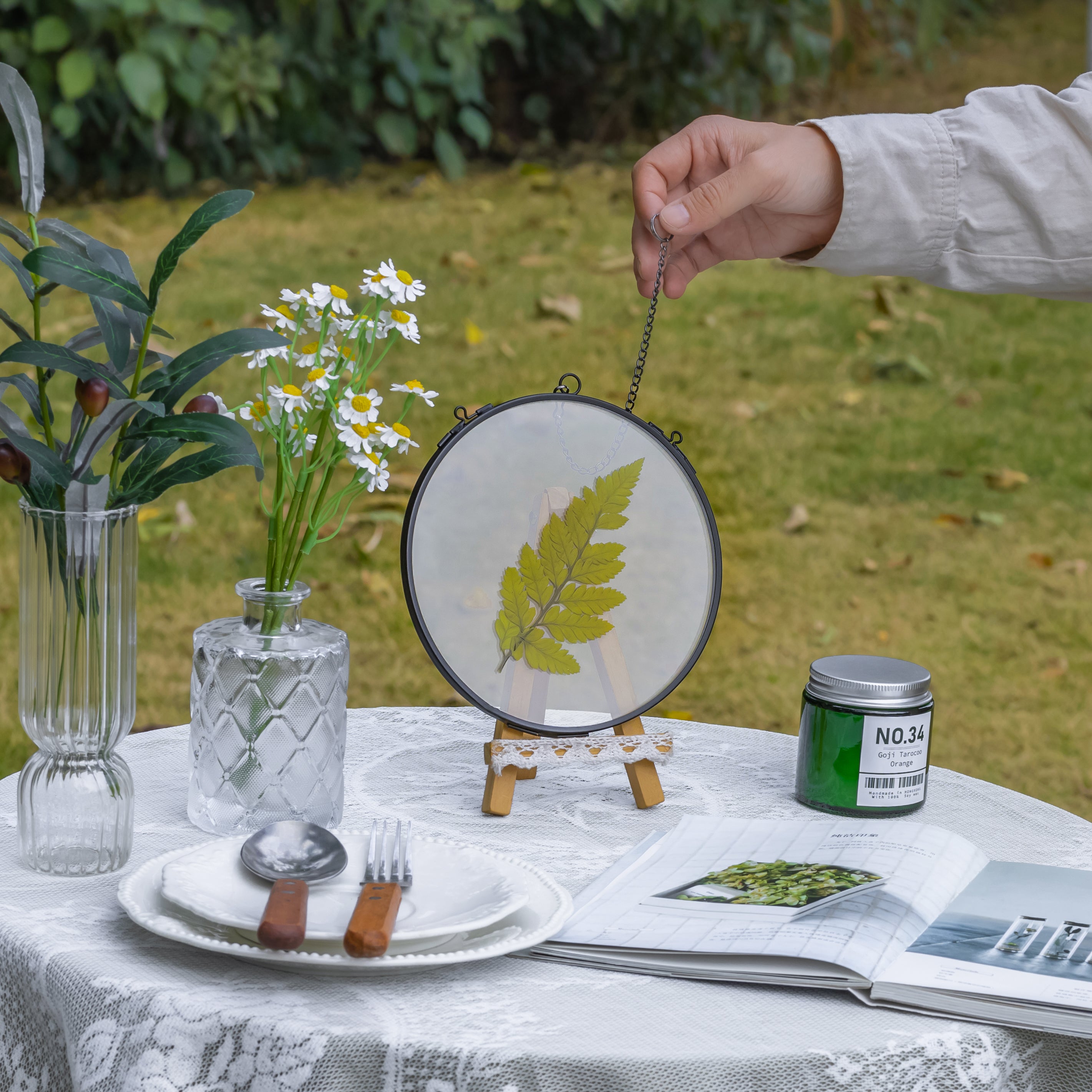 6" Black Wall Hanging RoundHerbarium Brass Glass Frame for Pressed Flowers, Poster, Double Glass, floating Frame - NCYPgarden