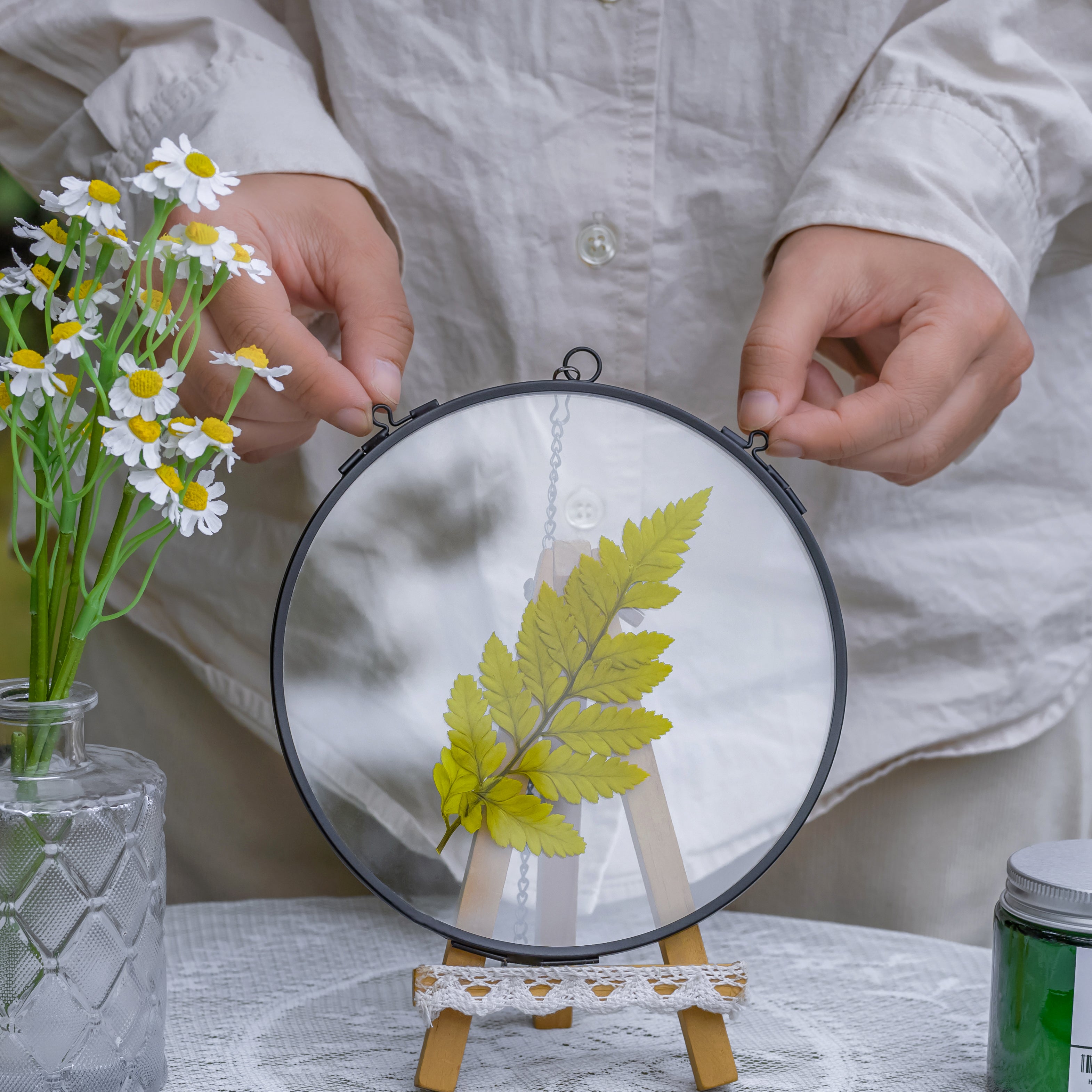 6" Black Wall Hanging RoundHerbarium Brass Glass Frame for Pressed Flowers, Poster, Double Glass, floating Frame - NCYPgarden