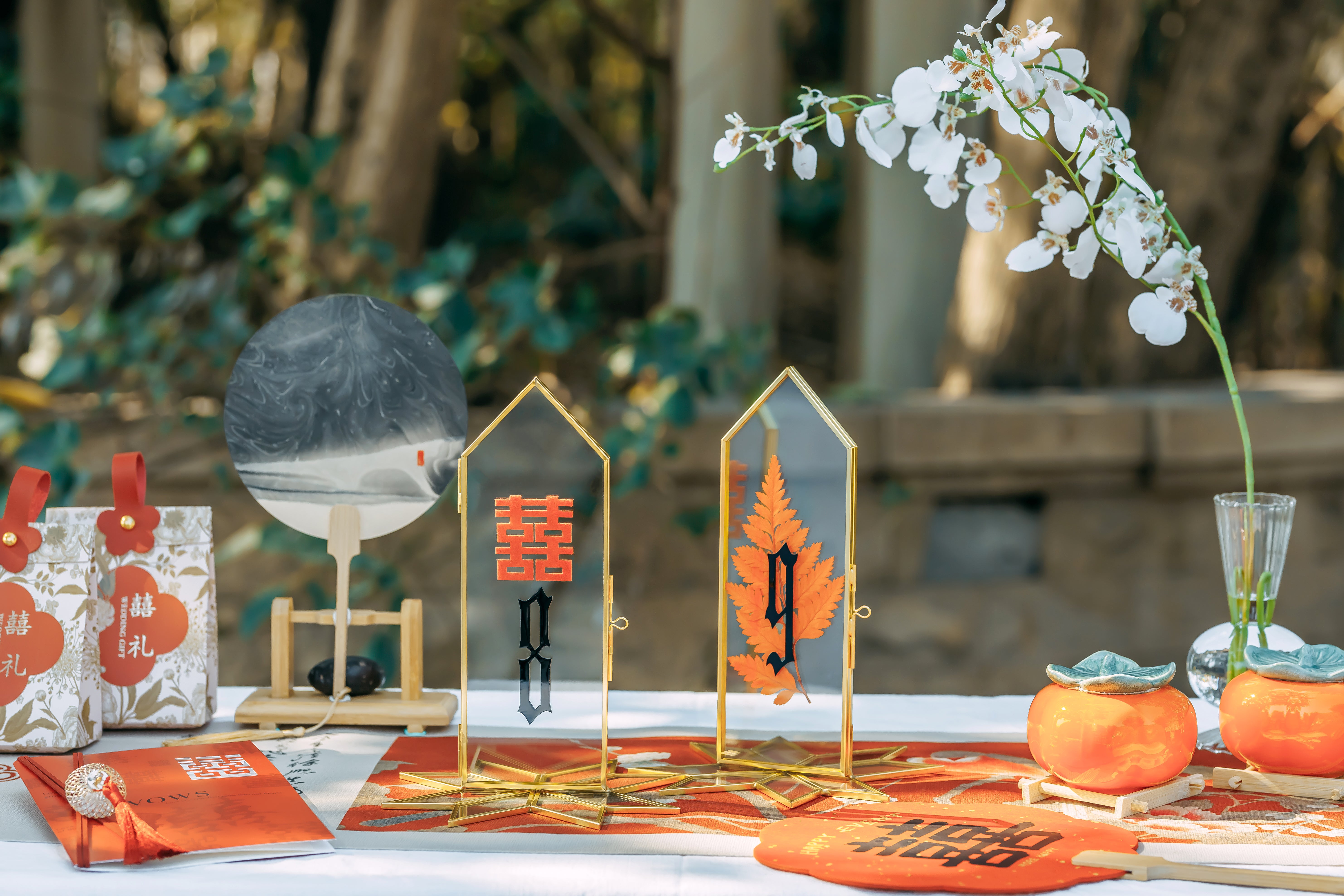 Geometric Gardenia Garden Gold Glass and Brass Wedding Table Number Holder, pressed flower frame - NCYPgarden