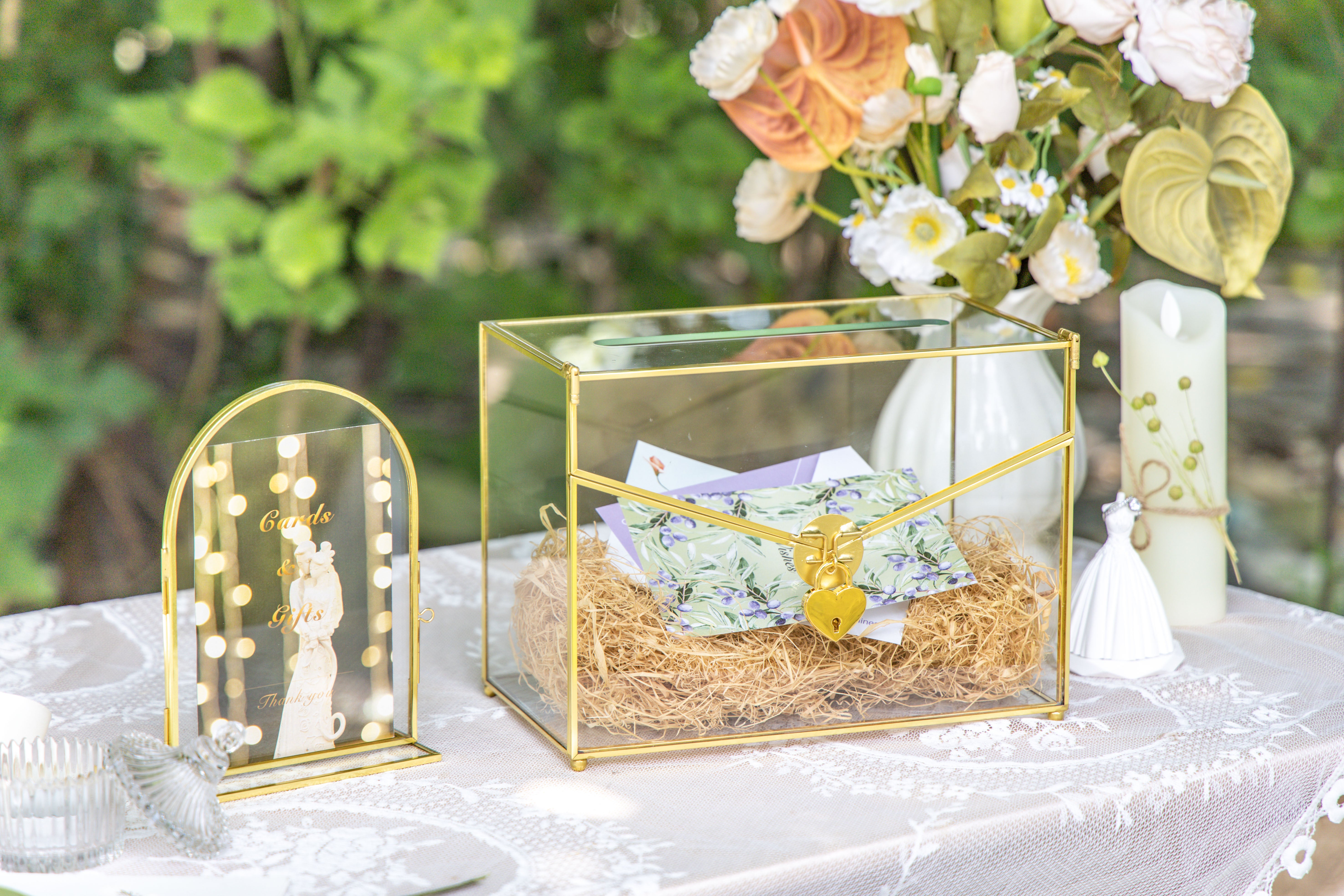 5x7'' Arched Brass and Double Glass Frame,  for Pressed Flowers, Table Number Holder - NCYPgarden