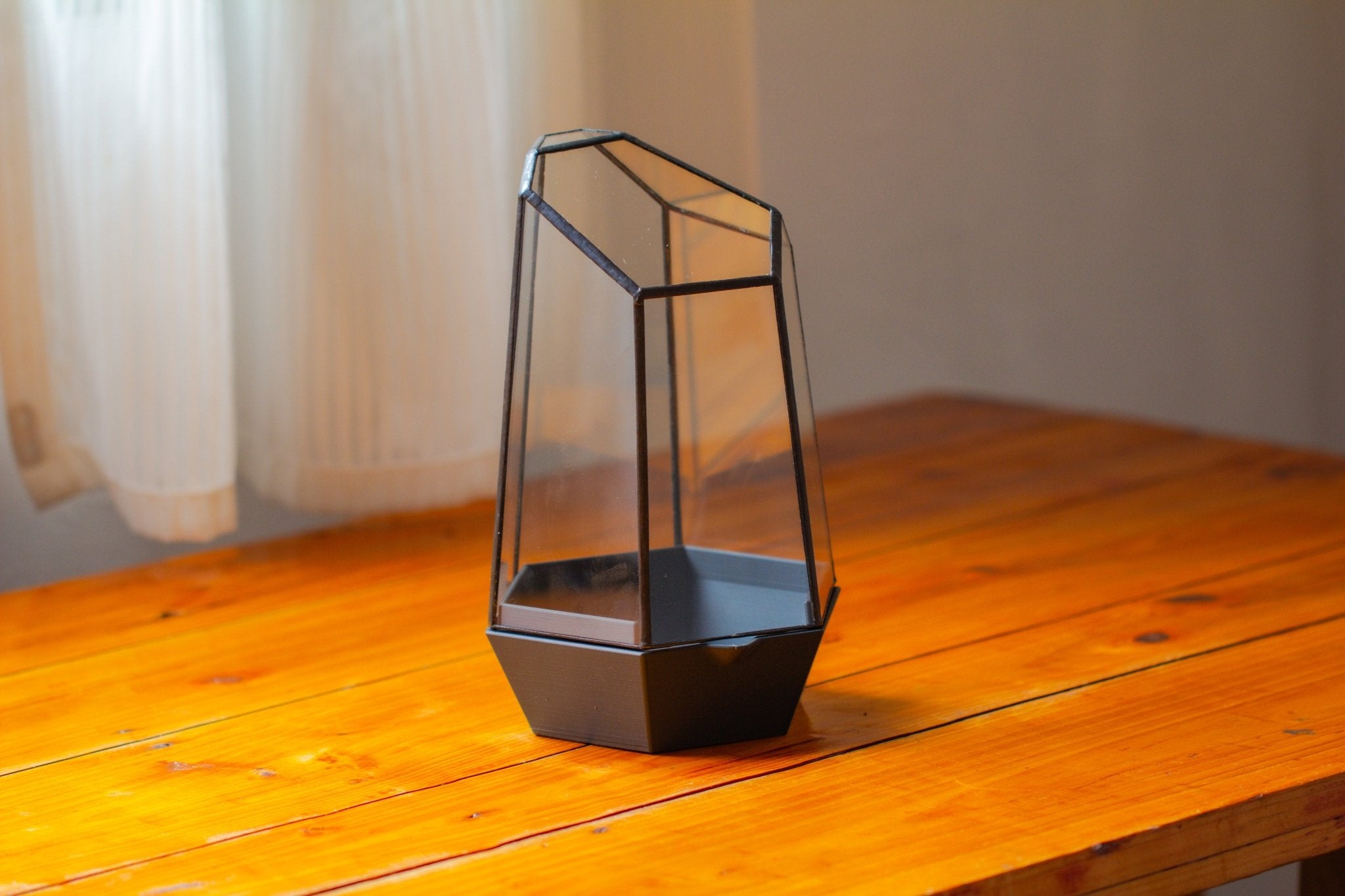 Self - Contained Close Terrarium with Waterproof Base, Geometric Glass Cover for Moss, Sundew and Venus Flytrap PG01J3 - NCYPgarden