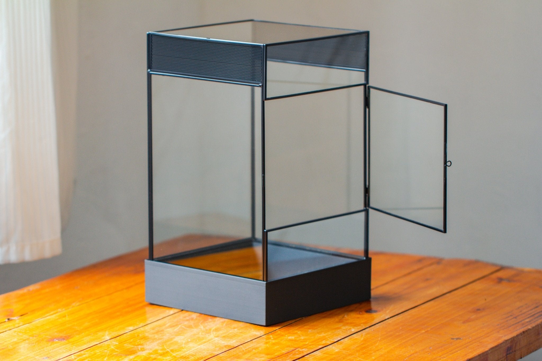 8x8x12 inches Large Handmade Glass Geometric Terrarium with Side Vent, for large insects - NCYPgarden