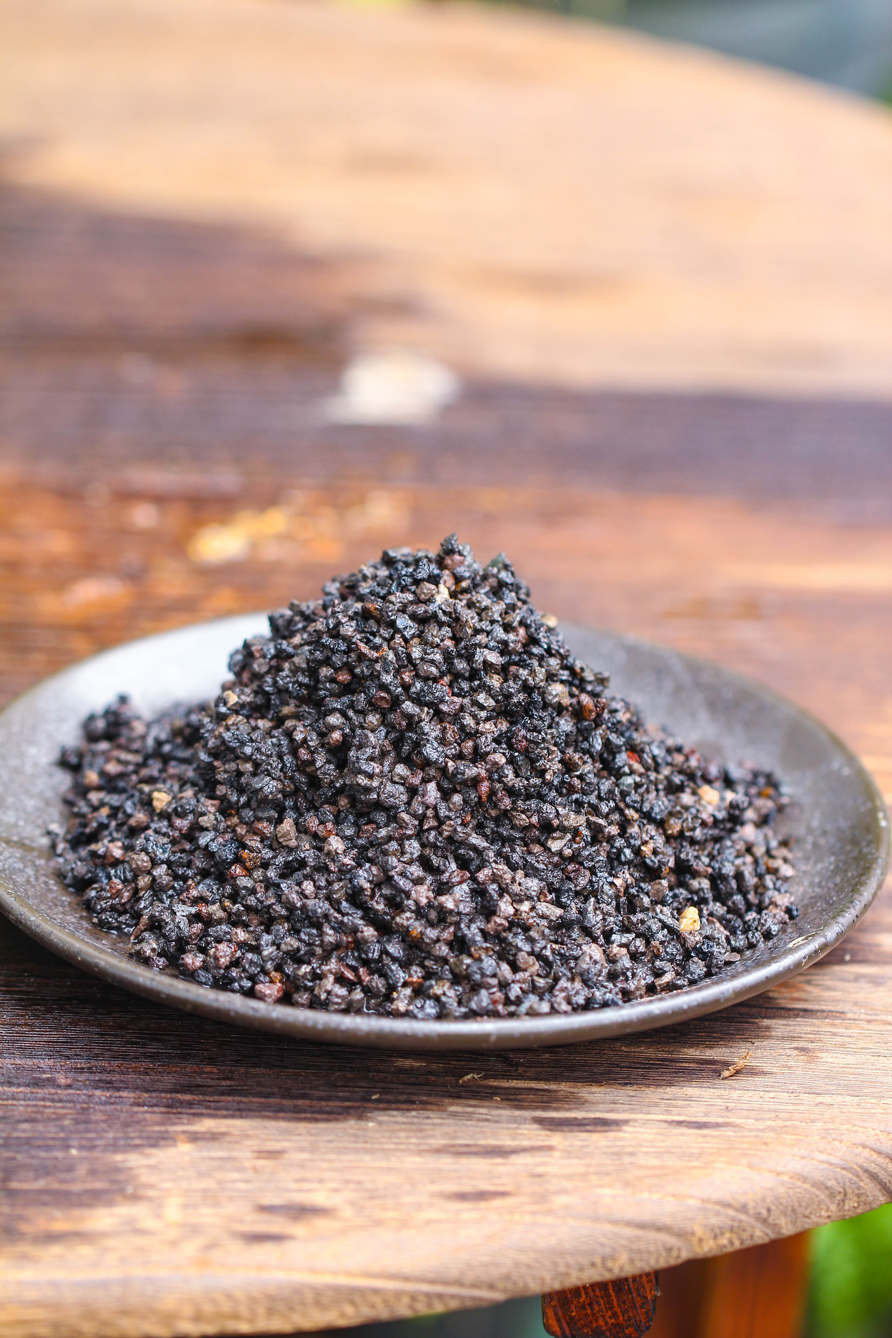 Porous Black Horticultural Lava Rocks, for terrarium drainage control, the bottom layer of the moss terrarium - NCYPgarden