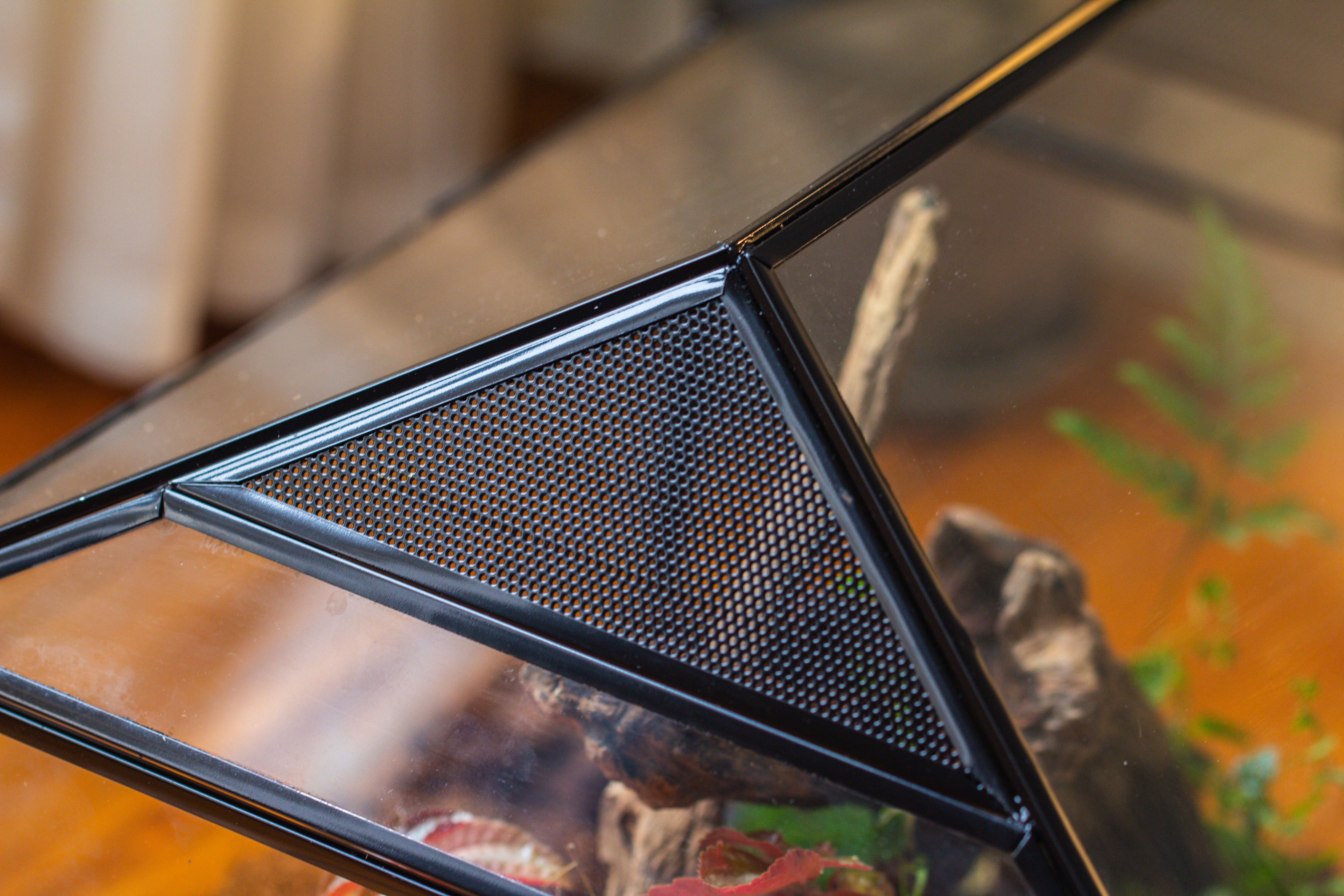 NCYP Handmade Large House Shape Geometric Glass Terrariumn 14x12x12" for Tarantulas - NCYPgarden