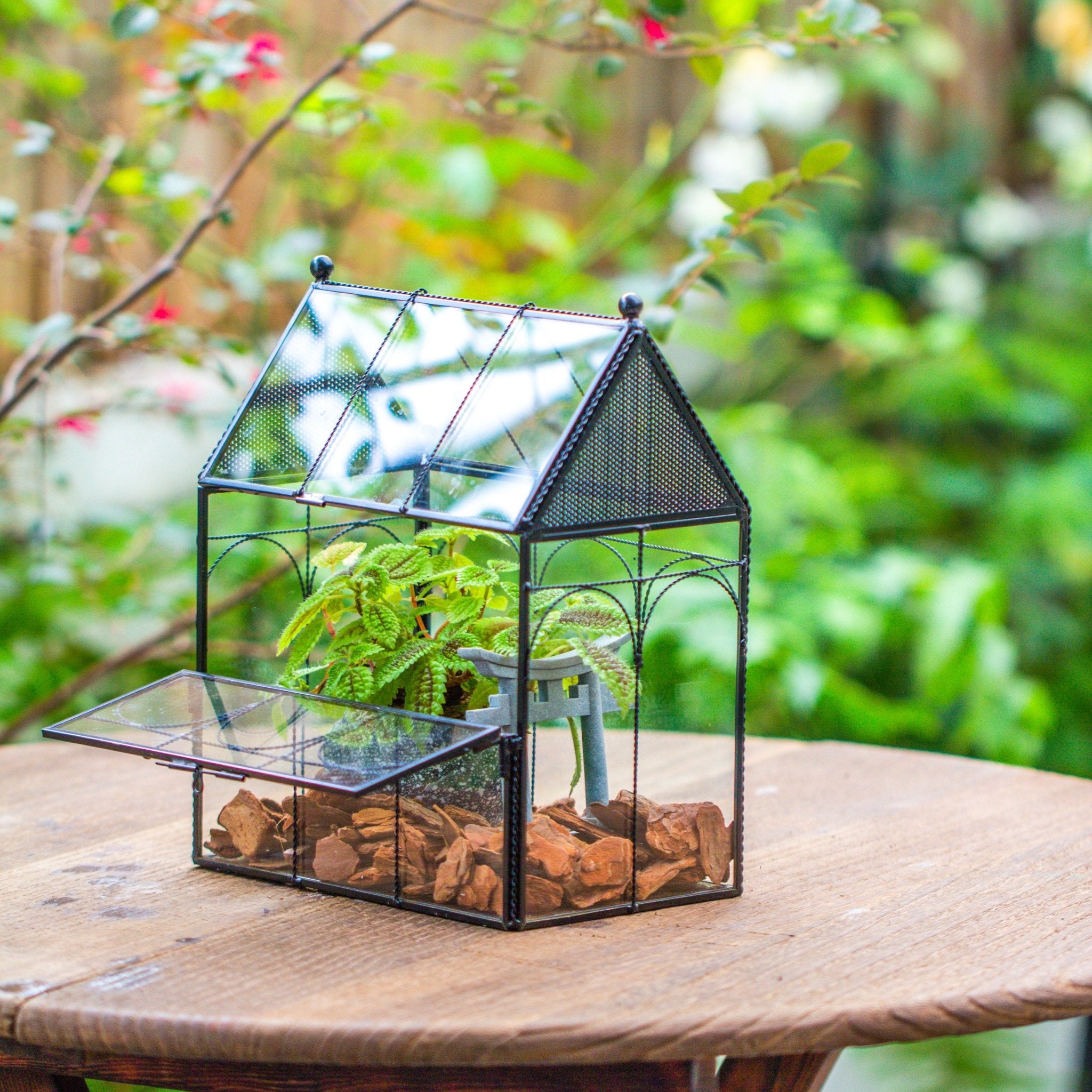 NCYP Vintage House Shape Glass Geometric Terrarium, with side door, with Mesh vent holes for small Insects Pet - NCYPgarden