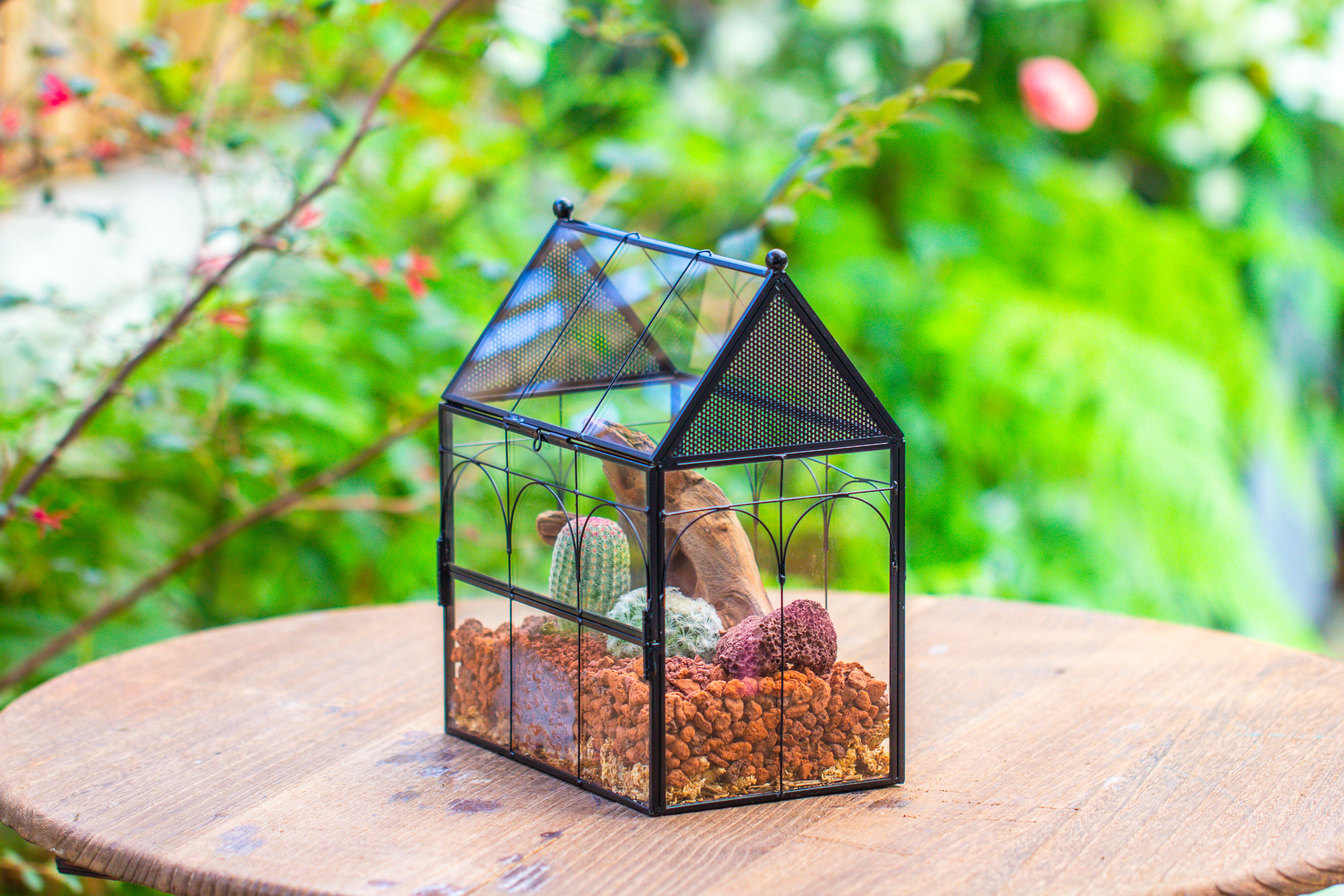 NCYP Vintage House Shape Glass Geometric Terrarium, with side door, with Mesh / vent holes for small Insects Pet - NCYPgarden