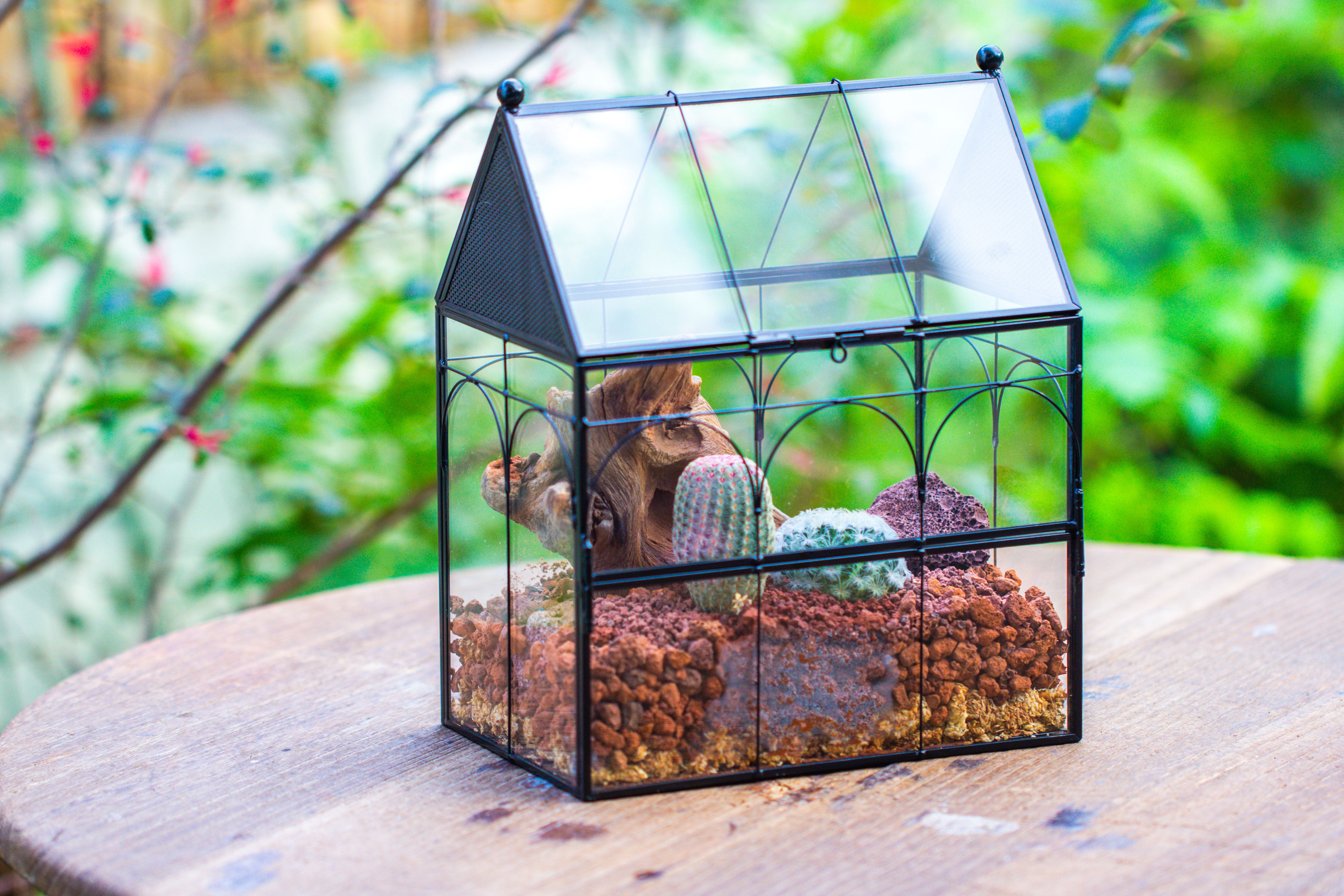 NCYP Vintage House Shape Glass Geometric Terrarium, with side door, with Mesh / vent holes for small Insects Pet - NCYPgarden